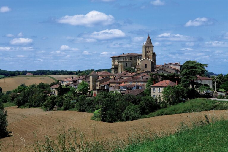 Les plus beaux villages du Gers Gers Réservation Les plus beaux villages du Gers Gers Réservation
