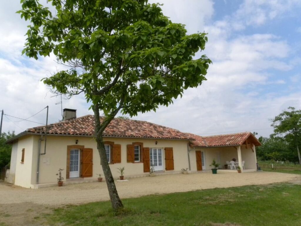 gite-cure-cazaubon-Gers-maison
